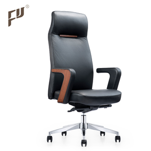 FURICCO klasik döner yüksek geri deri yönetici ofis koltuğu ahşap kol dayama ile - Product Image 1