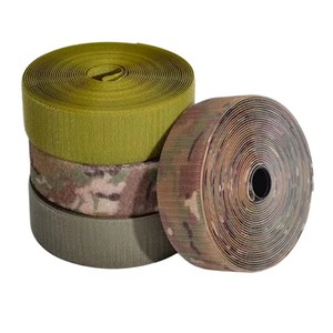 Kain Perekat <span class=keywords><strong>Hook</strong></span> <span class=keywords><strong>and</strong></span> <span class=keywords><strong>Loop</strong></span> untuk Seragam Custom 100% Nilon Warna Custom Jahit pada Pita <span class=keywords><strong>Hook</strong></span> <span class=keywords><strong>and</strong></span> <span class=keywords><strong>Loop</strong></span> - Product Image 1