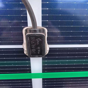 Panneau solaire bifacial à double vitrage de type N à demi-cellules 710W 156,75mmx156,75mm, module photovoltaïque utilisé - Product Image 3