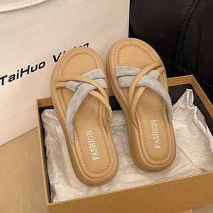 Nuevas pantuflas <span class=keywords><strong>para</strong></span> mujer, nueva moda versátil con faldas en verano, gente perezosa que sale <span class=keywords><strong>a</strong></span> <span class=keywords><strong>la</strong></span> <span class=keywords><strong>playa</strong></span> con <span class=keywords><strong>sandalias</strong></span> geniales - Product Image 6