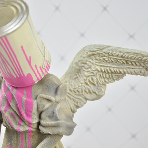 Statue de l'ange <span class=keywords><strong>Banksy</strong></span> en résine de haute qualité, fournisseur d'usine chinoise - Product Image 4