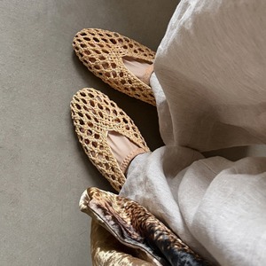 Knitted hollowed-out shallow-<b>toe</b> women's shoes Spring/Summer new style Sheepskin insoles Single strap <b>Flat</b> heel Women's shoes - Product Image 3