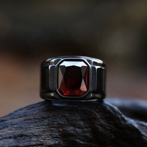 Anillo de Sello de Acero Inoxidable con Gema Roja Natural para Hombre, Chapado en Negro, Texturas Contrastantes, Estilo Atrevido, Oscuro, Rebelde, Motero, Punk - Product Image 3