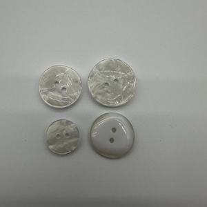 Giả Ngọc Trai Phong Cách Hai Hoặc Bốn Lỗ Áo Sơ Mi Nút Tùy Chỉnh Khắc Biểu Tượng Nhựa Nút Cho Quần Áo Áo Len - Product Image 2