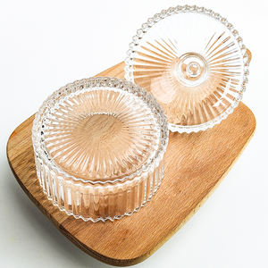 Vendita Calda <span class=keywords><strong>Portacandele</strong></span> in <span class=keywords><strong>Vetro</strong></span> a Forma di Cono 100ml 200ml 500ml con Motivi in Rilievo e Coperchio in <span class=keywords><strong>Vetro</strong></span> per Bomboniere Battesimo - Product Image 6