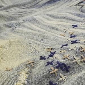 กางเกงยีนส์ผู้ชายแบบใหม่ ดีไซน์เย็บมือ แต่งลายหนวดแมว ลุคขาดๆ ซักแบบดิสเทรส สำหรับหนุ่มๆ - Product Image 4