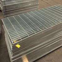 Panneaux de passerelle en acier galvanisé à haute capacité de charge, passerelle en acier industriel pour plateforme et passerelle de chantier