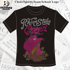 Transferencia <span class=keywords><strong>de</strong></span> Pedrería Termoadhesiva con Logotipo <span class=keywords><strong>de</strong></span> Vaqueros y Vaqueras Personalizado para Camisetas, Diseño <span class=keywords><strong>de</strong></span> Botas Brillantes y Billetes, Adhesivo <span class=keywords><strong>de</strong></span> Pedrería - Product Image 1