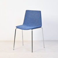 Chaise de salle à manger contemporaine moderne en tissu bleu sans accoudoirs avec pieds en métal chromé pour cuisine et café (vente en gros)