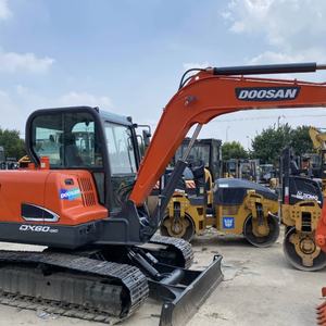Dosan DX60 escavatore efficiente coreano 6ton idraulico cingolato Doosan DX60 escavatore idraulico usato - Product Image 1