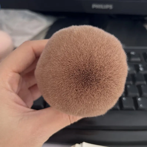 <span class=keywords><strong>Brocha</strong></span> <span class=keywords><strong>de</strong></span> maquillaje <span class=keywords><strong>de</strong></span> cuerpo Extra grande Blend & Blur para maquillaje <span class=keywords><strong>de</strong></span> piernas autobronceador y aplicador <span class=keywords><strong>de</strong></span> bronceador <span class=keywords><strong>brocha</strong></span> Kabuki <span class=keywords><strong>de</strong></span> cabeza redonda <span class=keywords><strong>de</strong></span> 3,2 pulgadas <span class=keywords><strong>de</strong></span> ancho - Product Image 6