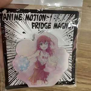 Vente en gros d'autocollants japonais <span class=keywords><strong>Jujustu</strong></span> Kaisen d'anime Kugisaki 3D autocollant de mouvement autocollant lenticulaire d'anime pour voiture décor d'ordinateur portable - Product Image 1