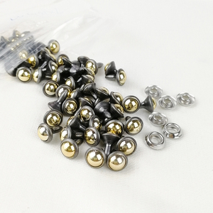 Tissu Cristal Stud Strass <span class=keywords><strong>Rivet</strong></span> Usine Vente Directe Coloré Diamant <span class=keywords><strong>Rivet</strong></span> En Cuir Laiton Personnalisable Réparation Tête Ronde T/T - Product Image 2
