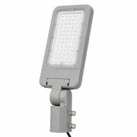 Lampadaire LED électrique extérieur haute qualité 10KV AC120-277V pour éclairage de routes, autoroutes et pistes d'aéroports
