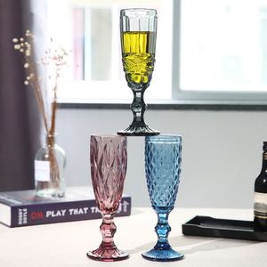Copa de Champán de 150 ml (5 oz) con Patrón Vintage en Relieve - Product Image 4