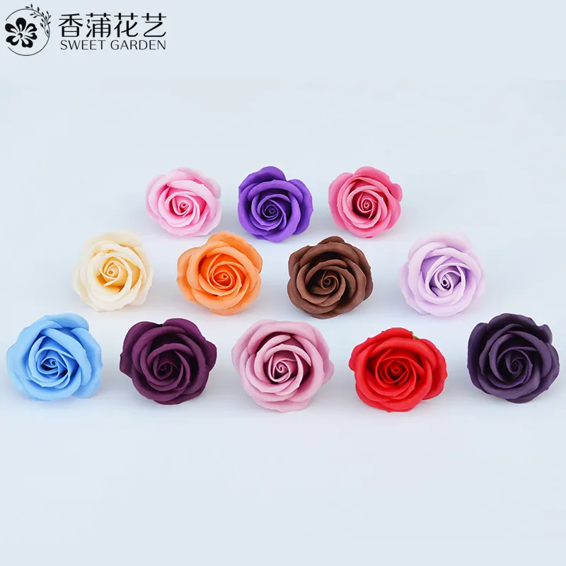 Venta al por mayor Artificial jabón 4-capa Rosa cabezas de flores creativo para fiesta de boda Ramos Cajas de Regalo y decoración