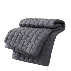 Protège-<span class=keywords><strong>matelas</strong></span> imperméable <span class=keywords><strong>de</strong></span> qualité supérieure, respirant, silencieux, style drap-housse, anti-punaises <span class=keywords><strong>de</strong></span> lit, pour hôtel et maison - Product Image 1