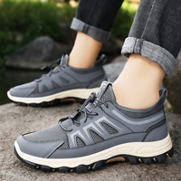 Chaussures de course respirantes de luxe pour hommes, conçues par des designers, à semelle souple et épaisse, résistantes à l'usure, pour la randonnée en extérieur, vente en gros