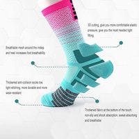 Chaussettes de compression de sport pour hommes en plein air Chaussettes de basket-ball à coussin ras du cou