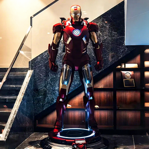 Escultura de fibra de vidrio de Iron Man de tamaño real, estatua de superhéroe de <span class=keywords><strong>Marvel</strong></span> con guantelete infinito para decoración de parque temático de centro comercial - Product Image 1