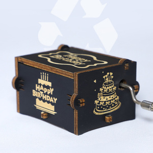 Caja de Música de Madera con Manivela, Diseño y Música Personalizados, Regalo Popular de Cumpleaños - Product Image 4