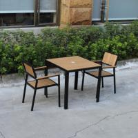Fauteuil d'extérieur moderne en aluminium et plastique, finition thermolaquée, pour restaurant, hôtel, villa, jardin, café, cour.