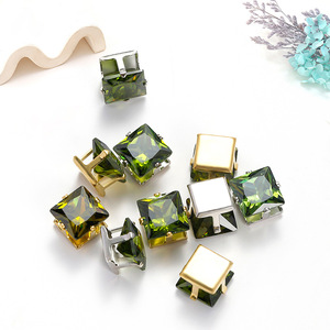 เพชรซีกอนทรงสี่เหลี่ยม 8 มม. แบบหลังแบน สำหรับตกแต่งเล็บ - Product Image 3