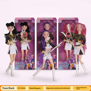 Juguete Articulado Realista de 11.5 Pulgadas de K-POP Witch Hunter Combo con Temática Musical y Luces - Product Image 1