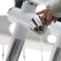 Distributeur d'eau chaude commercial sous comptoir pour salon de thé