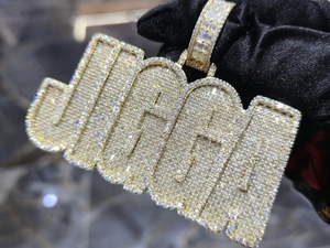 Colgante de Moissanita VVS Color D Personalizado, Plata de Ley 925, Dos Tonos, Corte Baguette, Chapado en Oro de 18K con Certificado GRA, Estilo Hip Hop para Hombre - Product Image 3