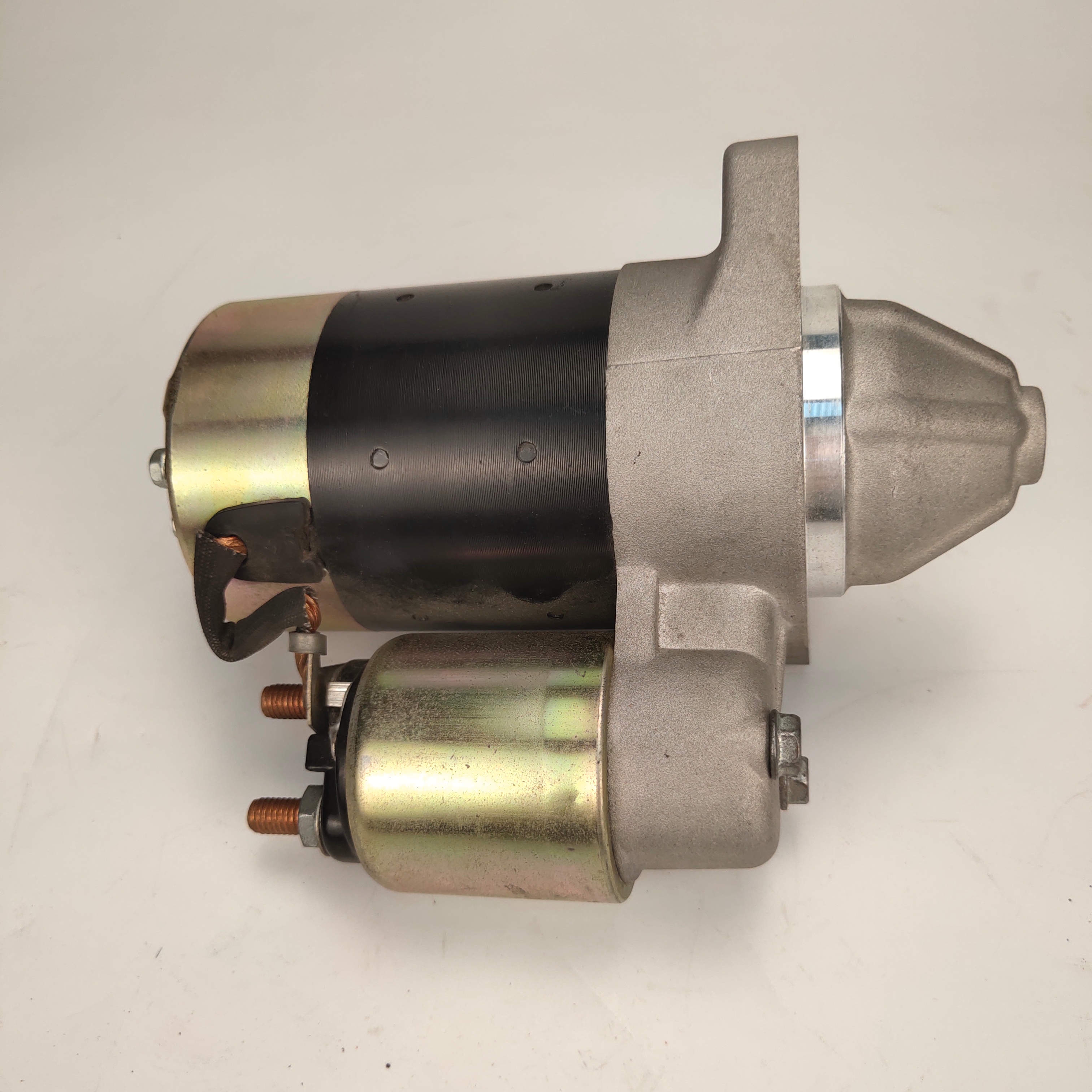 Стартер модель генераторной установки: HW12-1 или QD114