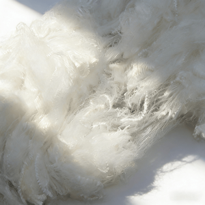 ポリエステル短繊維シリコン加工ソリッドエアロゲルポリエステルゲルファイバー、通気性があり、アウトドアスポーツウェアや紡績に最適 - Product Image 2