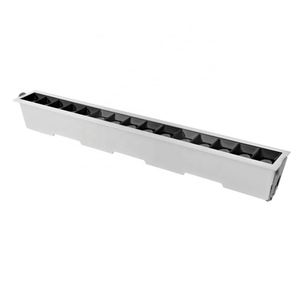 Lámpara Lineal LED 3030 de Diseño Moderno con Rejilla de Aluminio y Cuchilla Láser, CRI90, 6000K, Regulable, de 1*2W a 15*2W - Product Image 4