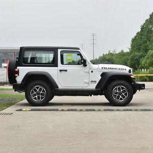Voitures d'occasion <span class=keywords><strong>Jeep</strong></span> <span class=keywords><strong>Wrangler</strong></span> 2024 <span class=keywords><strong>2</strong></span>.0T 266HP L4 <span class=keywords><strong>2</strong></span> <span class=keywords><strong>portes</strong></span> 4 places Essence Luxe Tout-terrain Haute performance Pas cher Automatique Auv - Product Image 5