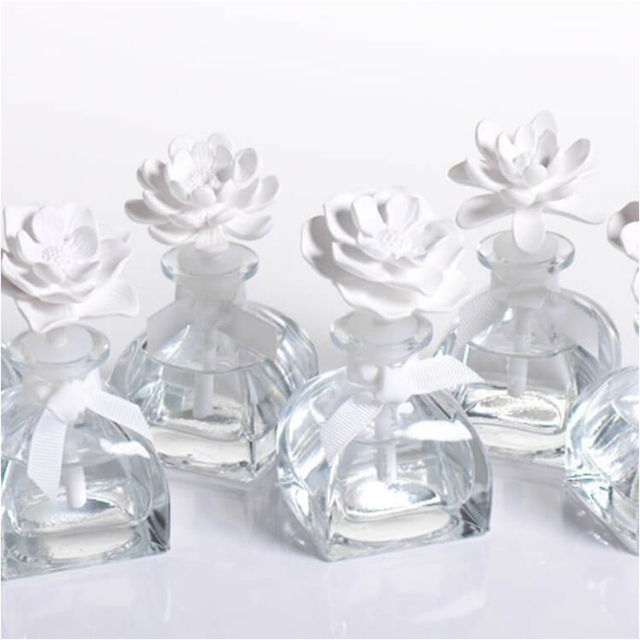 Luxury 100ml Customized Glass Bottle with Aromatherapy Oil Ceramic Flower Diffuser Ceramic Diffuser
