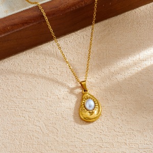 Stainless Steel Gold Plated Teardrop Necklace With Pearl Pendant Clavicle Chain Everyday Wear - Product Image 3