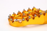 Repose-pieds CNC en aluminium Zhicheng pour moto Husqvarna Enduro Dirt Bike – Remplacement/Mise à niveau