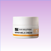Crème Duo Solution Réparatrice Mela Triple Action Anti-Allergie, Blanchissante, Anti-Rides, Utilisation Jour, Renforce la Barrière Cutanée, Retient l'Hydratation