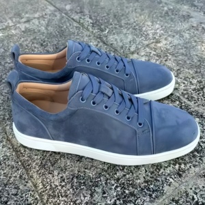 รองเท้ากีฬาลำลองคุณภาพสูงสำหรับผู้ชาย พื้นสีแดง ดีไซน์ทันสมัย รองเท้าเดินสบาย ระบายอากาศได้ดี กันลื่น เหมาะสำหรับกิจกรรมกลางแจ้ง - Product Image 5