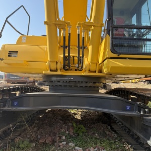 Excavatrice sur chenilles Komatsu PC450 de 45 tonnes, économique et robuste, en bon état, faible nombre d'heures de fonctionnement, pour l'exploitation minière - Product Image 6