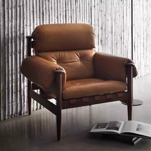 Paresseux en cuir rétro français de luxe nordique léger dans la chaise de loisirs simple en bois massif de style ancien - Product Image 1