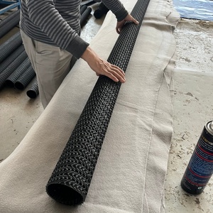 Hochwertiges HDPE Durchlässiges Kunststoff-Blindkanalrohr Hartes Starres Gebogenes Netz-Drainagerohr für Unterirdische Außensickerungsdrainage - Product Image 4