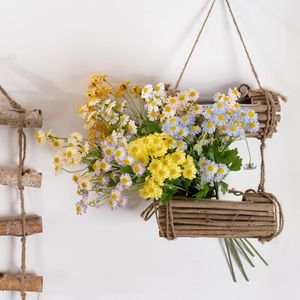 Fleurs artificielles de camomille SiNiaoLai blanches, roses, jaunes, oranges, bleues, violettes pour décorations de mariage, artisanat, style INS, transfrontalier - Product Image 1