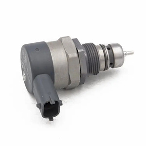 Régulateur de pression de carburant à rampe commune et soupape de décharge pour pièces automobiles Guangzhou 0281006308 pour Mercedes-Benz utilitaire moyen - Product Image 2