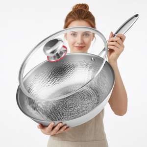 Wok de Titanio Puro sin Recubrimiento, Antiadherente, Apto para Cocina de Inducción y Estufa de Gas, Mango de Acero Inoxidable, Diseño Moderno y Sencillo, Tapa de Vidrio Plateado - Product Image 5