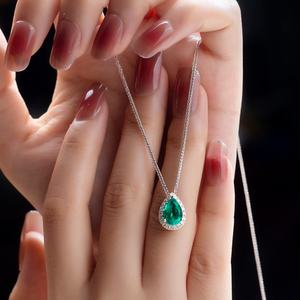 Joyería Messi MSN-636, Colgante de Esmeralda Cultivada en Laboratorio de 18K, Diseño de Pera, para Fiesta/Mujer - Product Image 3