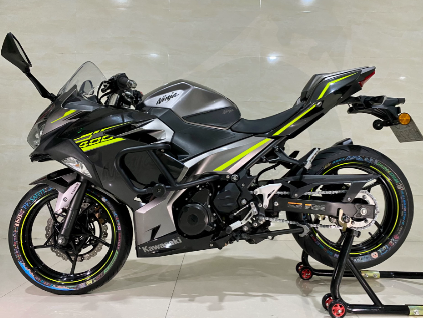 Kawasaki Ninja 400 - Güçlü 399cc Cruiser Motosiklet, Çin Malı