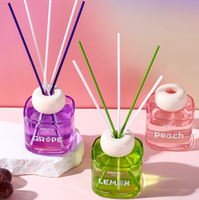 Diffuseur de parfum d'ambiance 130 ml Série Fruits d'été Pêche Fraise pour la maison et la chambre, désodorisant