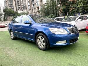 <span class=keywords><strong>รถยนต์</strong></span>สโกด้า ออคตาเวีย ปี 2012 เครื่องยนต์ 1.6 รุ่น ยี่จุน <span class=keywords><strong>เกียร์</strong></span>อัตโนมัติ รถเก๋งมือสองจากยุโรป รถครอบครัวใช้งานได้จริง และรถแฮทช์แบ็คที่เชื่อถือได้ - Product Image 2