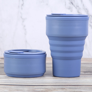 Mug à café pliable de voyage personnalisé, réutilisable, en silicone, avec paille, pour le camping - Product Image 1